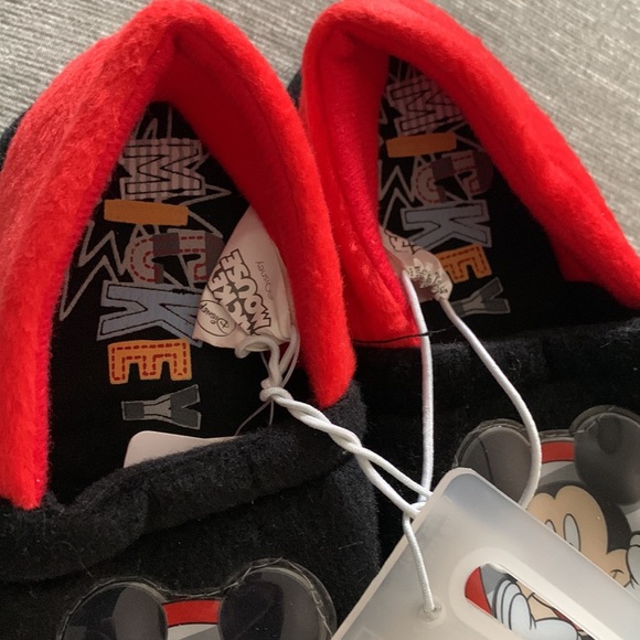 New Toddler’s Mikey Mouse Soft Fury Slipper Size Toddlers M(7/8) - Picture 3 of 4